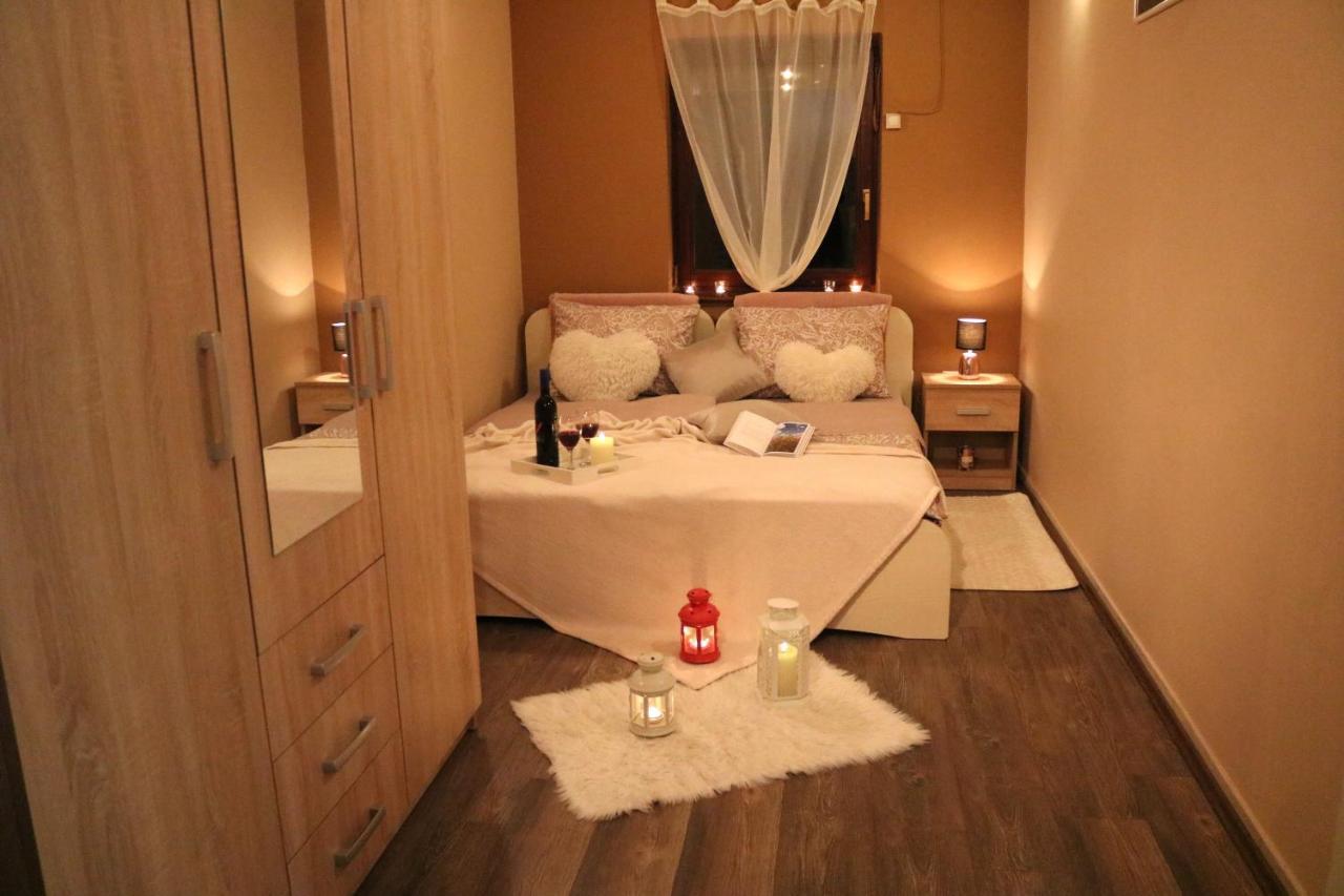 Apartment Guest House-studio Marina - With Special Offer For 2 Nights Or *